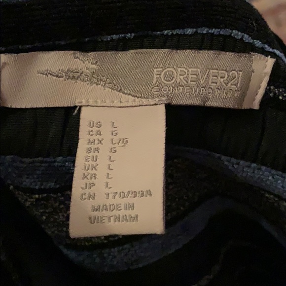 NWOT Forever 21 pleated velvet striped dress - Picture 6 of 6